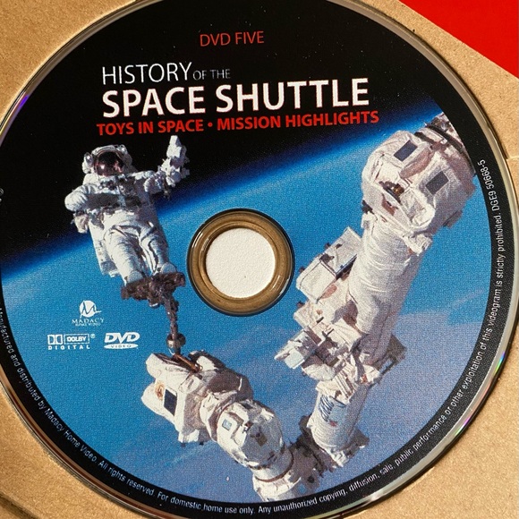 History of the Space Shuttle Collector's Edition - Picture 4 of 12